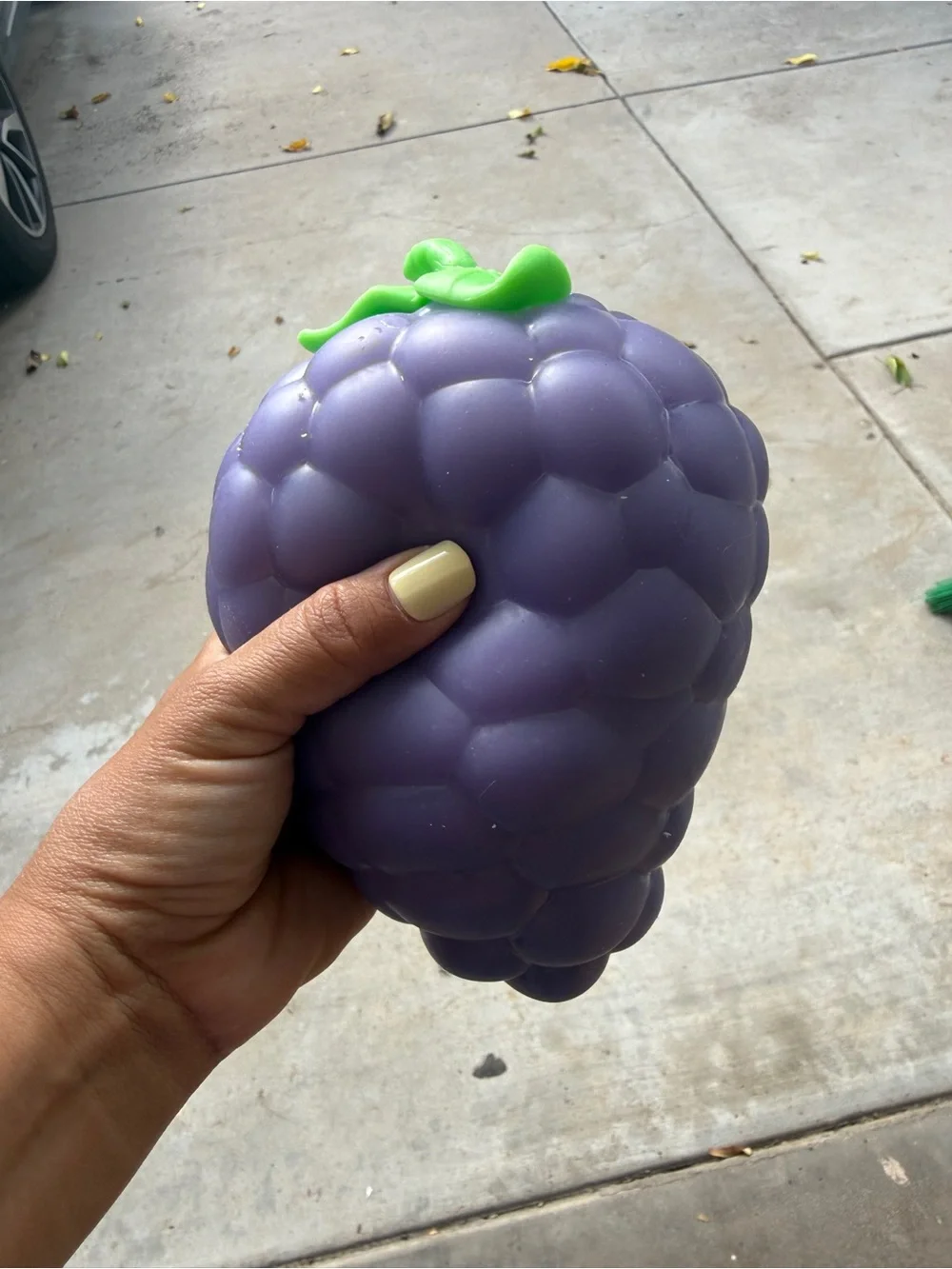 🍇Color-Changing UV Grape Squishy Scented Soft Mart